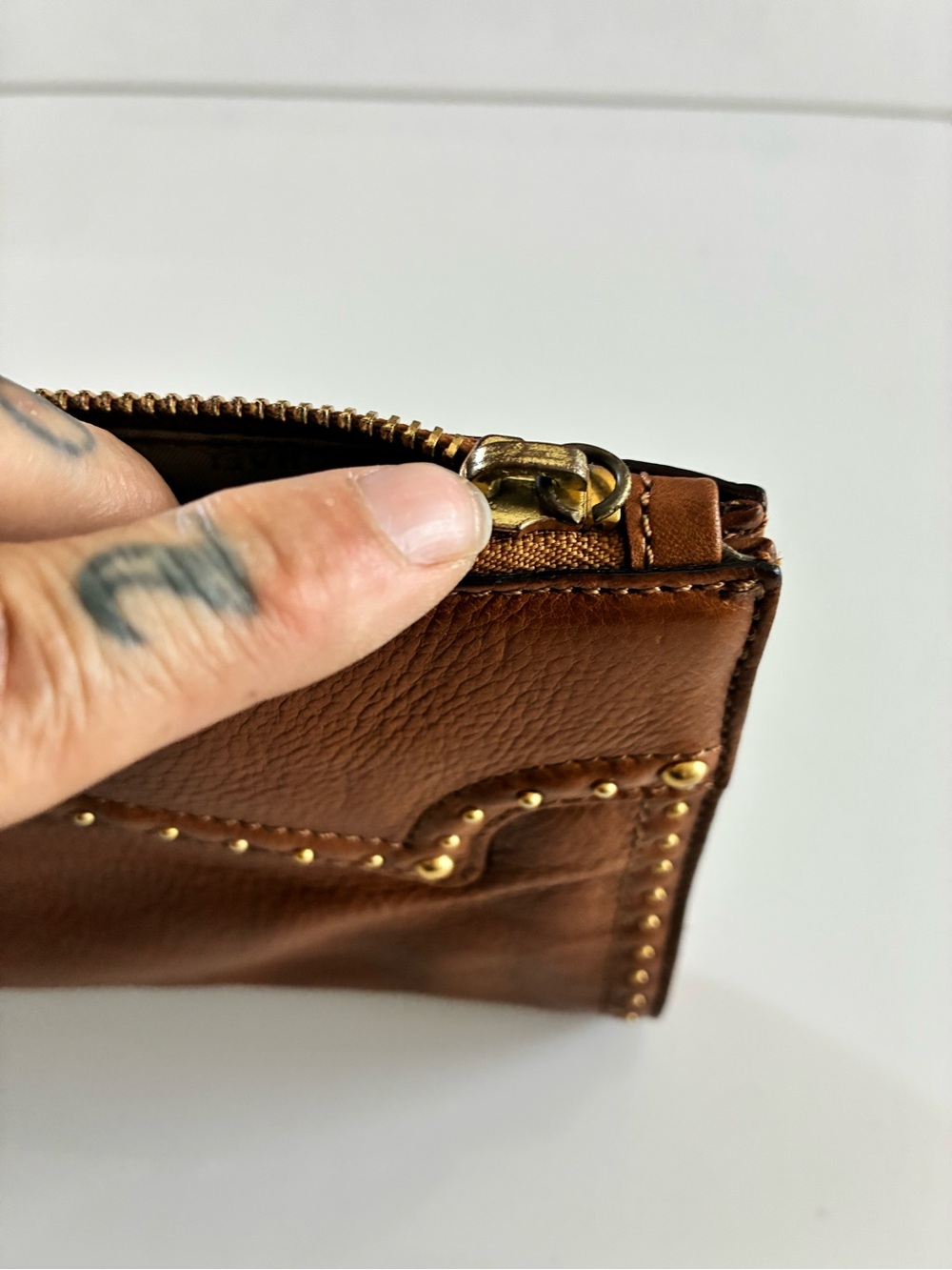 VTG Michael Kors Cognac Lamb Leather Western Scalloped Studded Zip Clutch-READ - Picture 3 of 15
